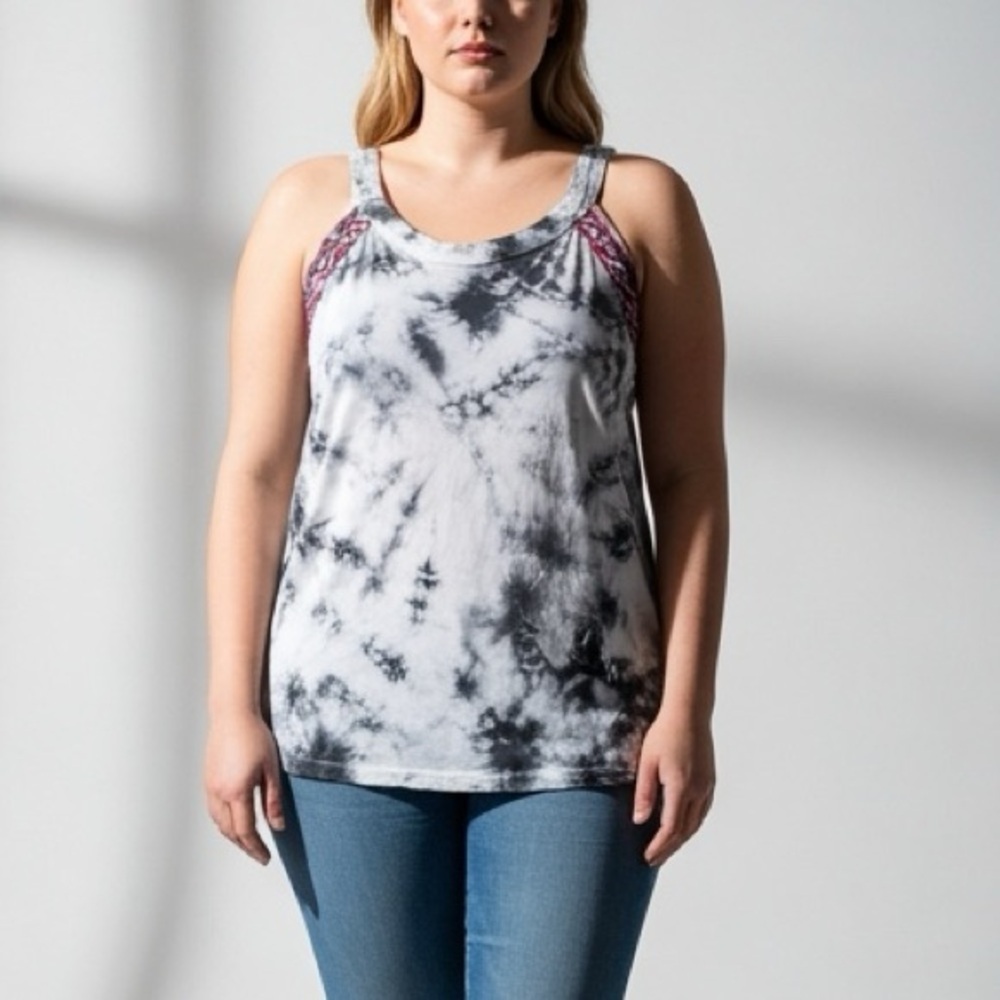 NWT Torrid Halter Sleeveless Tunic HighNeck Embroidered BlackWhite TieDye 12 L 0 - Picture 13 of 16